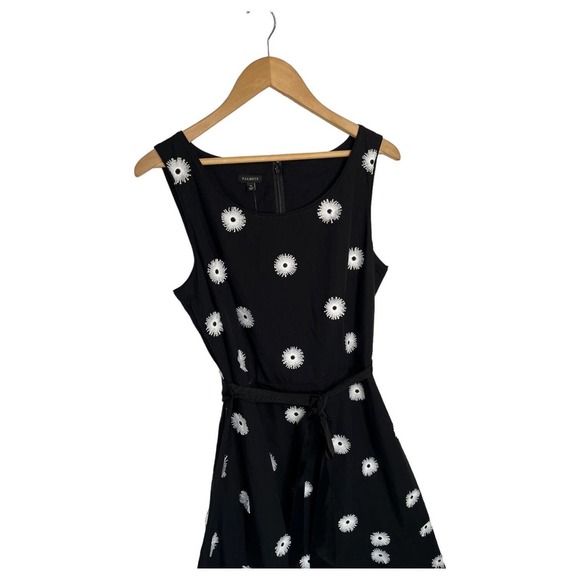 New Talbots Dress Womens 10 Floral Applique Fit Flare Sleeveless Cocktail Black - Picture 6 of 16